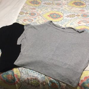 Short sleeve sweaters plus size 2 shirts together